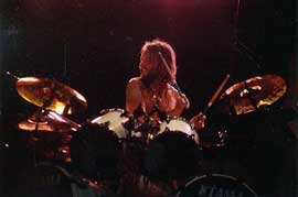 Lars Ulrich drums